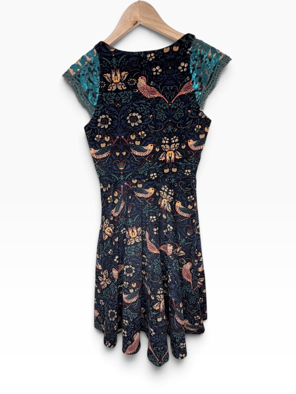 Anthropologie Eva Franco
Larksong Corduroy Bird Sequin Dress, - Picture 6 of 9